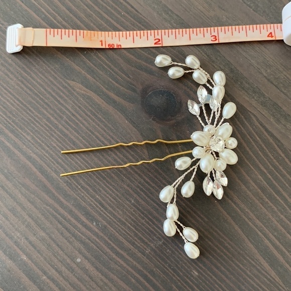 Hairpin accessory - Picture 3 of 3